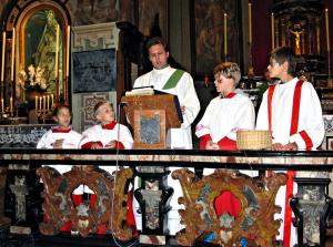 Accoglienza Alta Valle diacono don Manzotti (1)